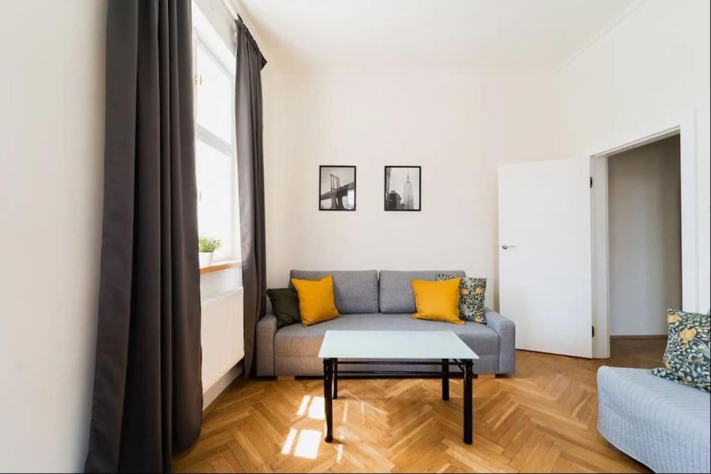 Duze Mieszkanie W Samym Rynku Breslau Exterior foto